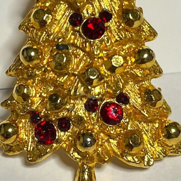 VTG Walt Disney 3D Christmas Tree Gold Tone Mickey Mouse Pin Brooch 1.5"x2.5" - Picture 6 of 13